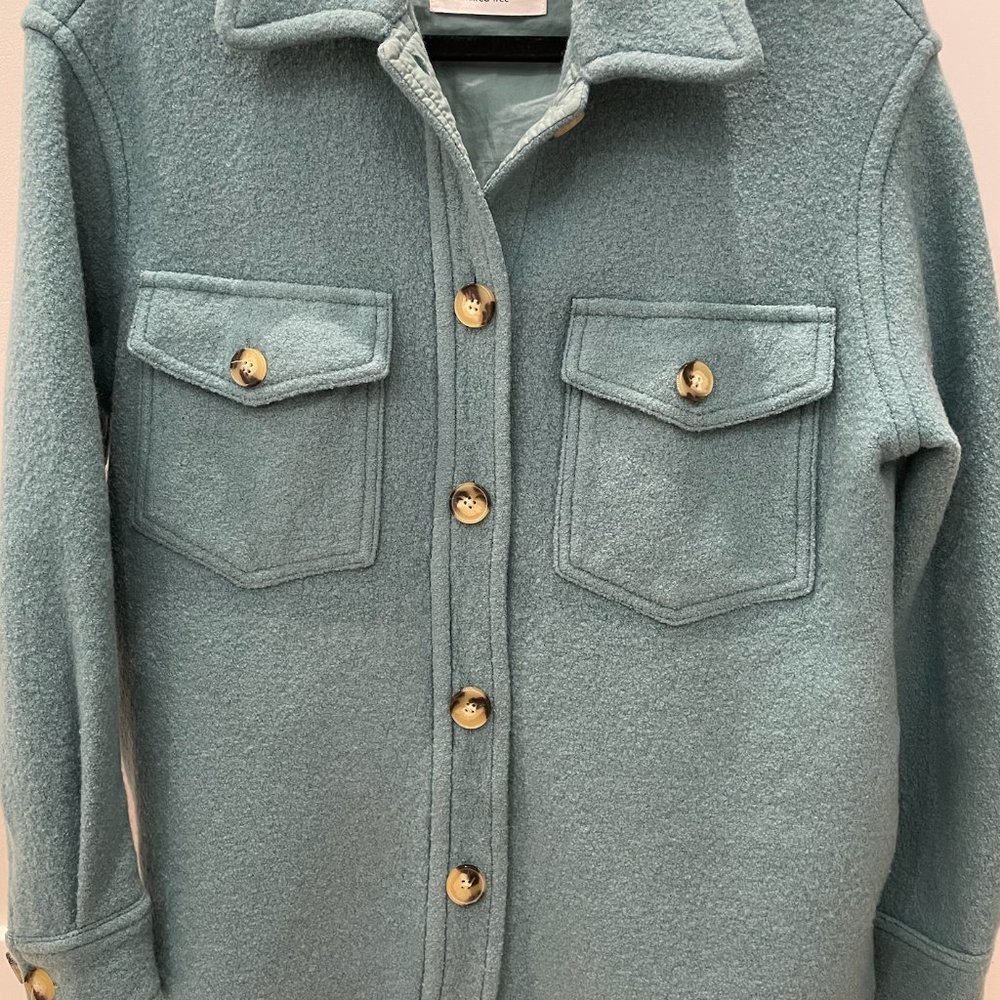 THE GANNA™ SHIRT JACKET from Aritzia in Aquastone - Picture 4 of 5